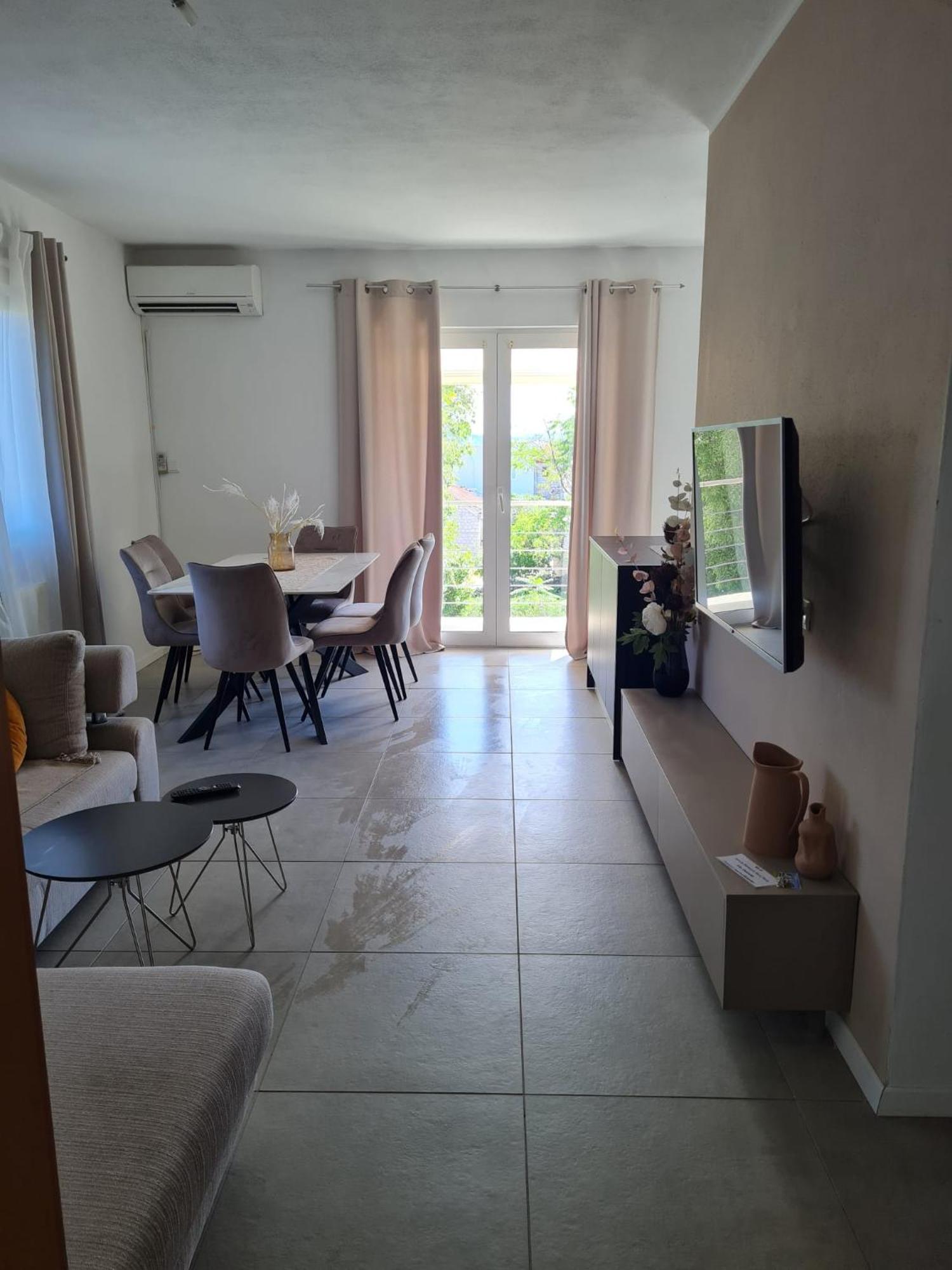 Villa Oleander مارينا المظهر الخارجي الصورة